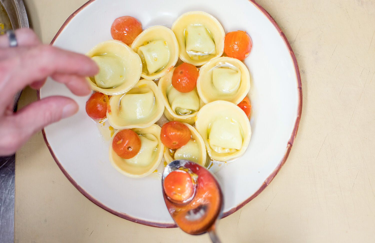 Cheese tortellini 2